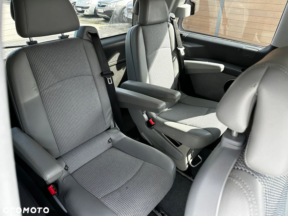 Mercedes-Benz Viano - 17