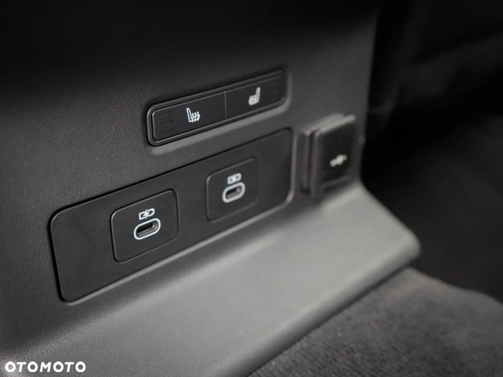 Land Rover Range Rover Velar 2.0 D200 mHEV Dynamic SE - 31