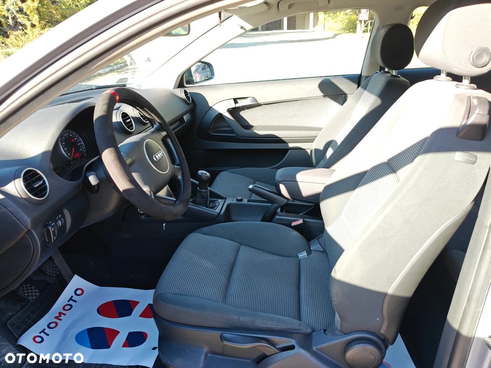Audi A3 3-drzwiowe 1.9 TDI DPF Ambiente - 7