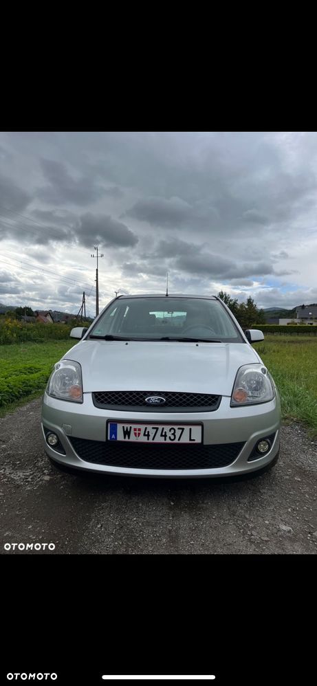 Ford Fiesta 1.3 Style - 11