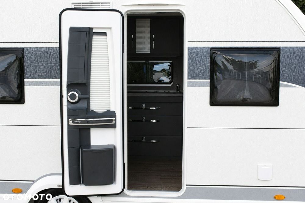 Hobby DE LUXE 495 WFB - 9