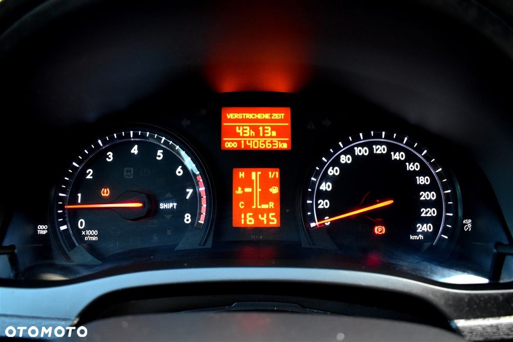 Toyota Avensis 1.8 Business Edition - 35