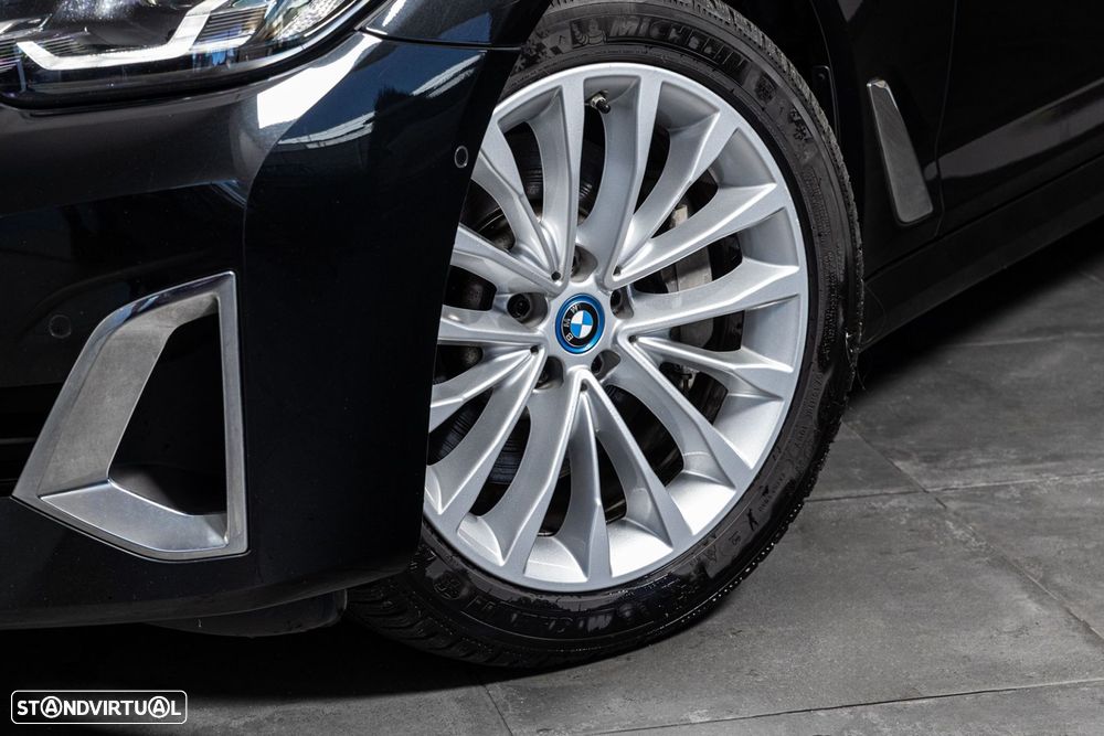BMW 520 e Line Luxury - 9