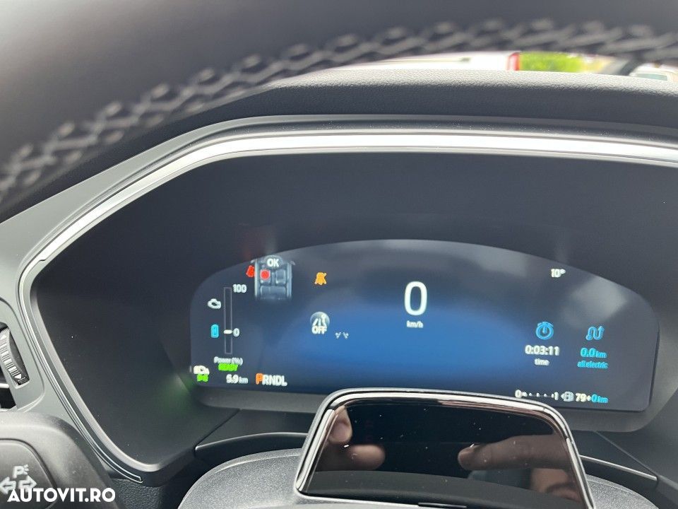 Ford Kuga - 14