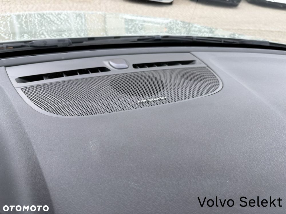 Volvo XC 40 - 16