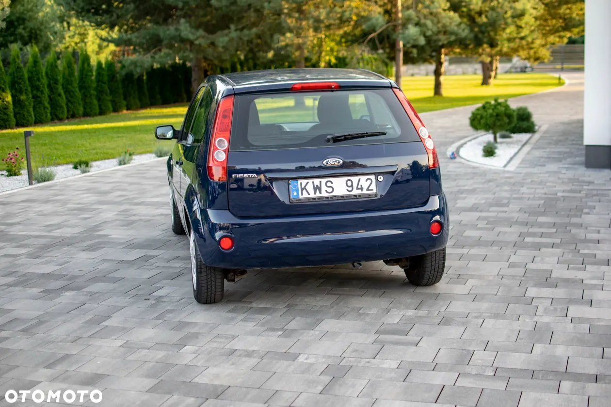 Ford Fiesta - 26