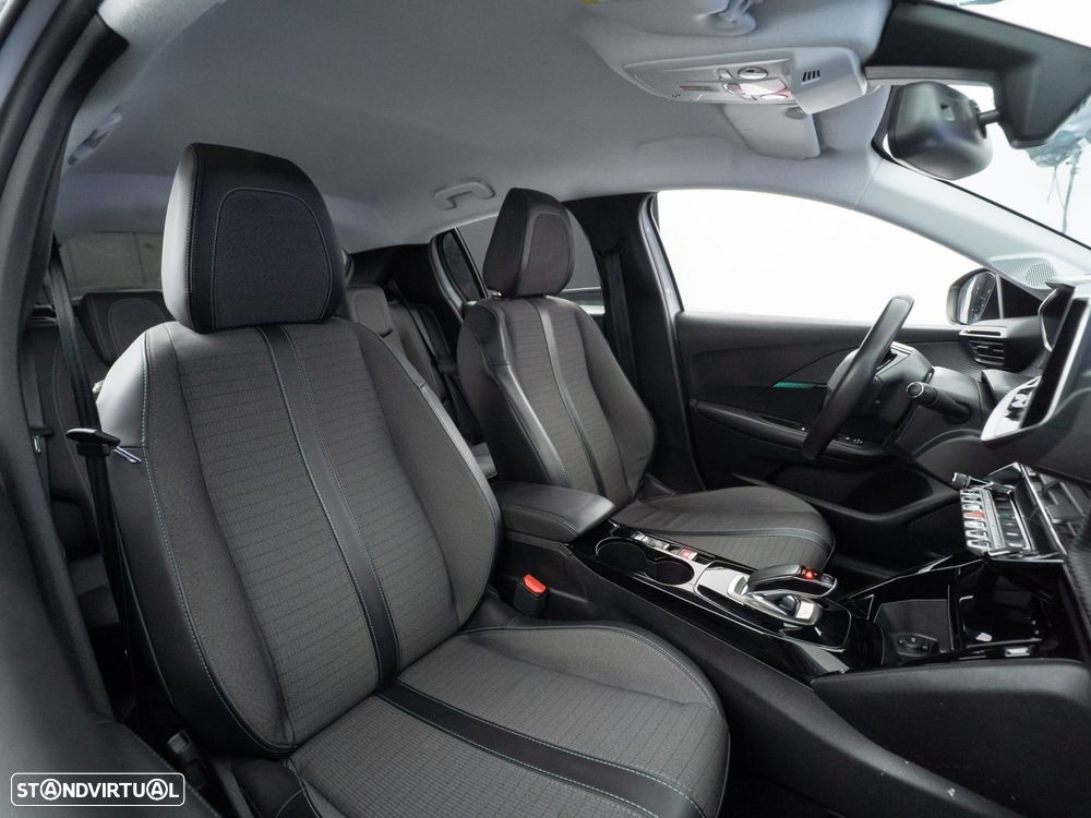 Peugeot e-208 50 kWh Allure - 38