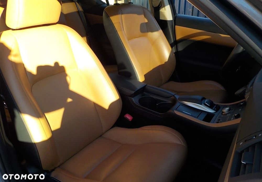 Lexus CT - 19