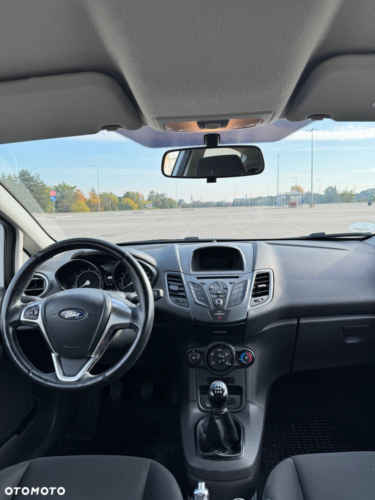 Ford Fiesta - 20