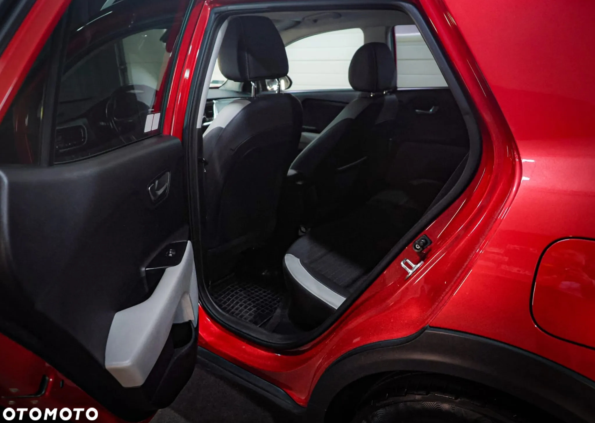 Kia Stonic 1.4 L - 13