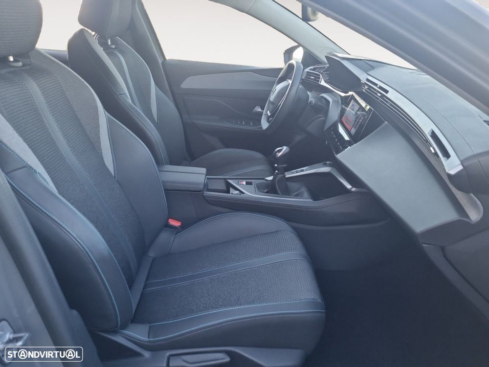 Peugeot 308 1.2 PureTech Allure - 15