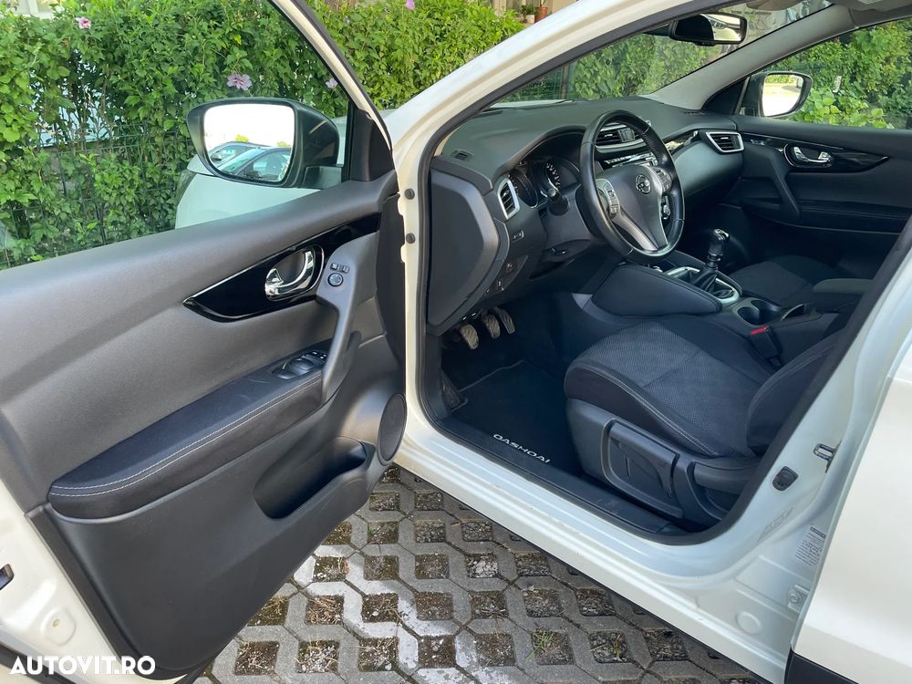 Nissan Qashqai 1.5 DCI TEKNA - 15
