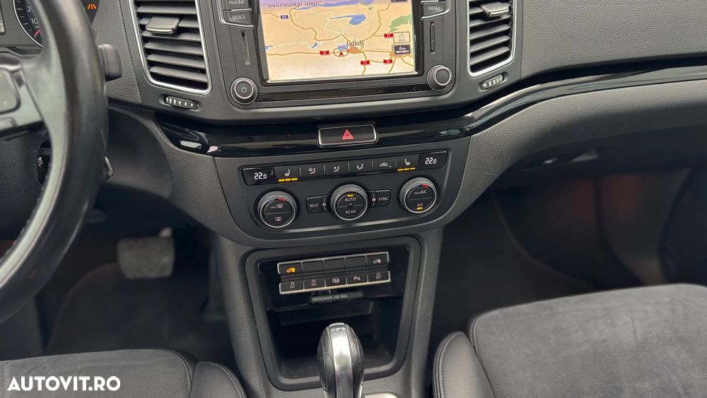 Volkswagen Sharan 2.0 TDI DSG (BlueMotion Technology) Highline - 12