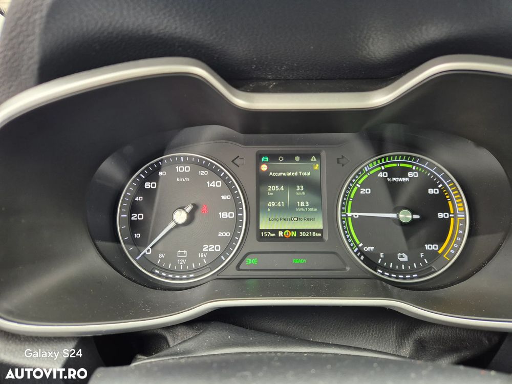 MG ZS EV Luxury - 18