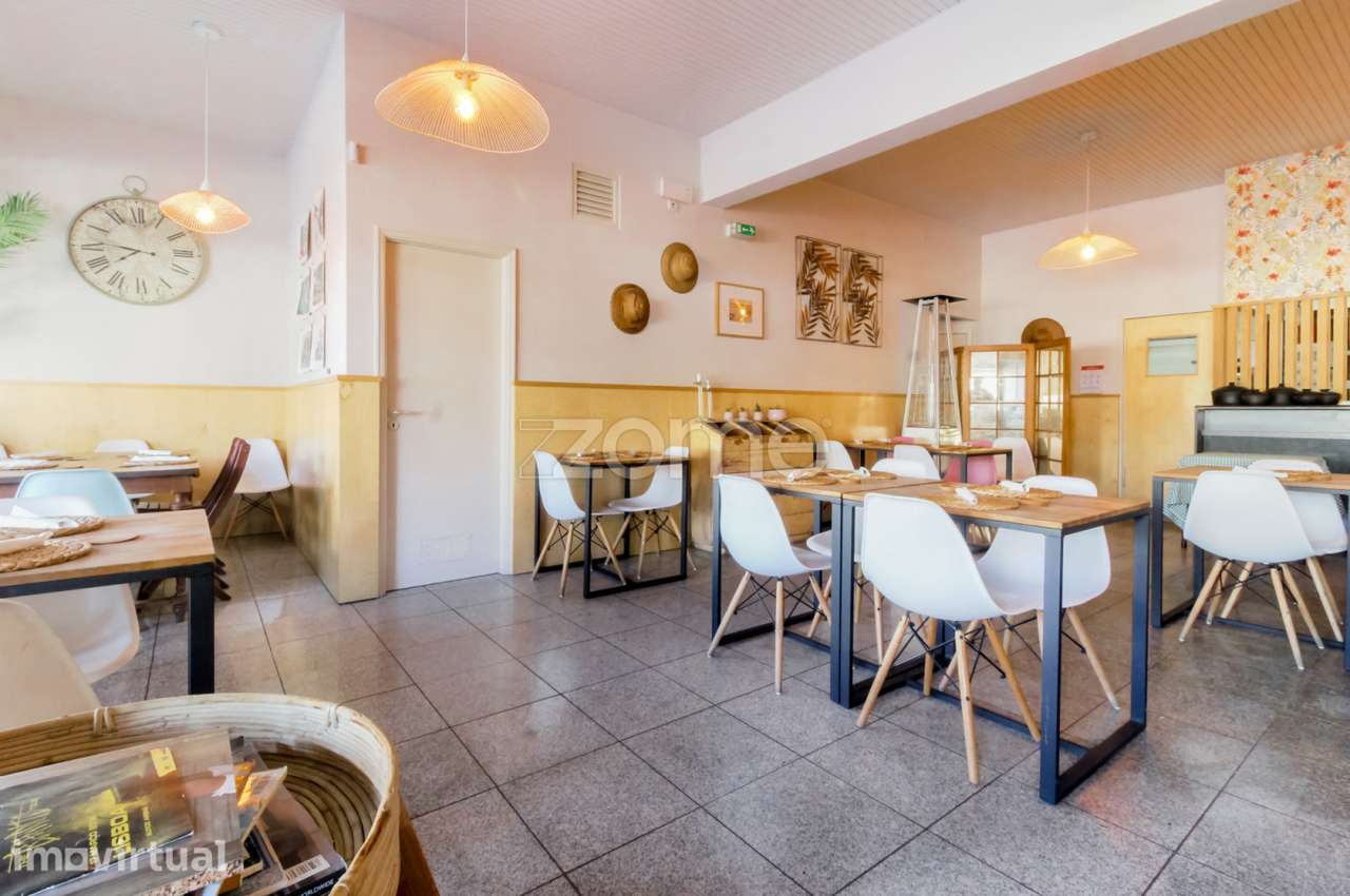 Trespasse de Restaurante Junto à Avenida da Boavista com Esplanada - Grande imagem: 5/38