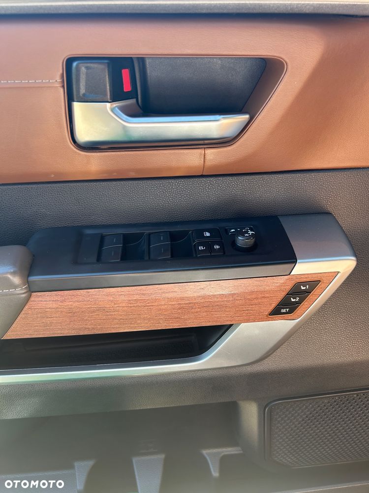 Toyota Tundra - 21