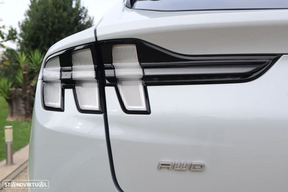 Ford Mustang Mach-E Premium AWD - 8