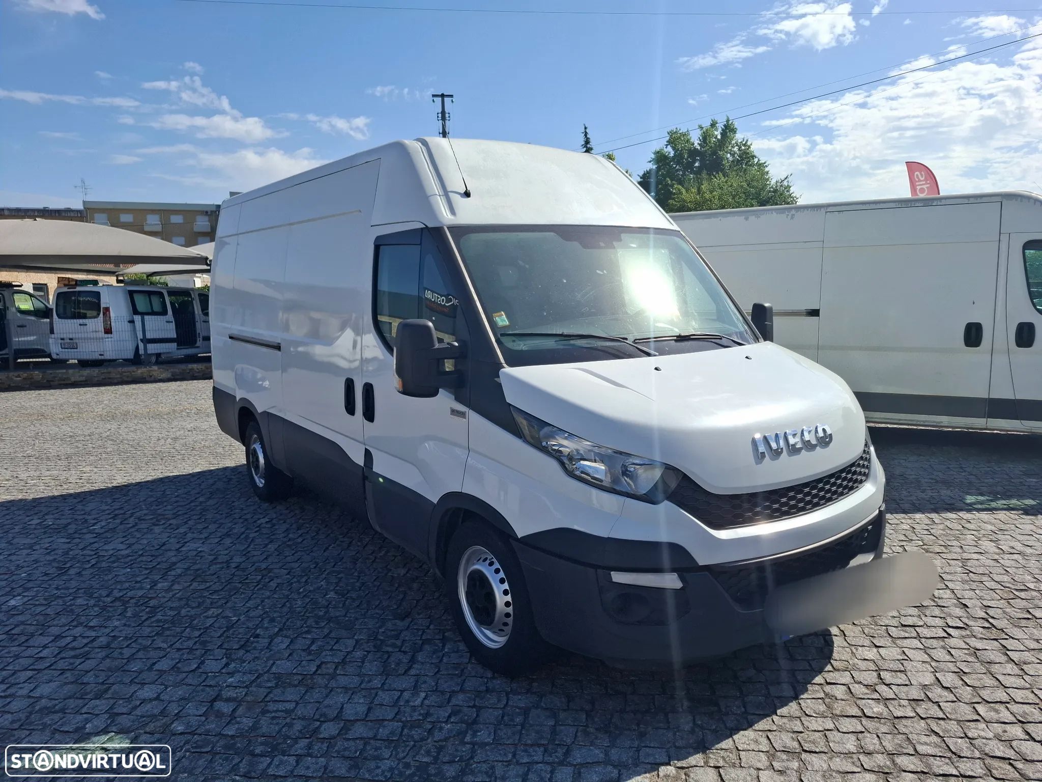 Iveco DAILY 2.3CDTI 35/20 9m3 ISOTÉRMICO C/MOTOR FRIO - 1