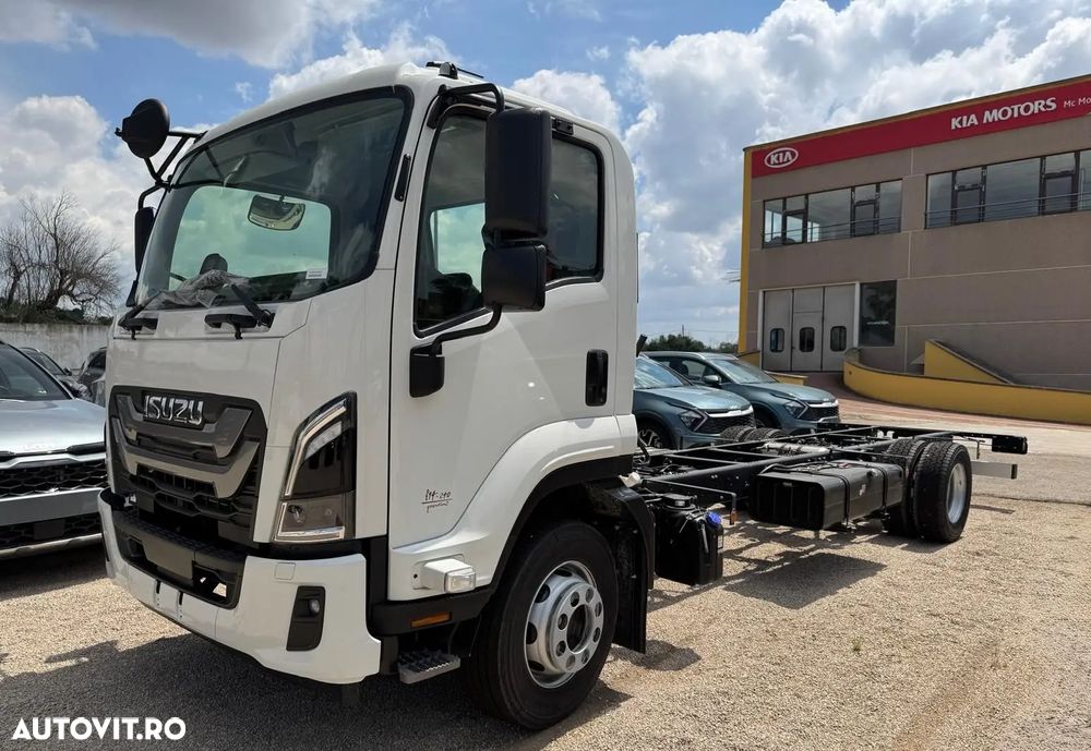 Isuzu F10 - 10-14 tone - 4