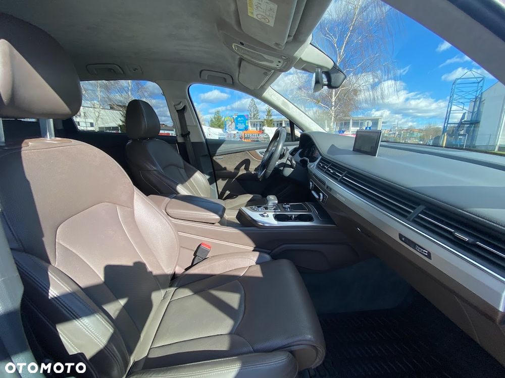 Audi Q7 - 16