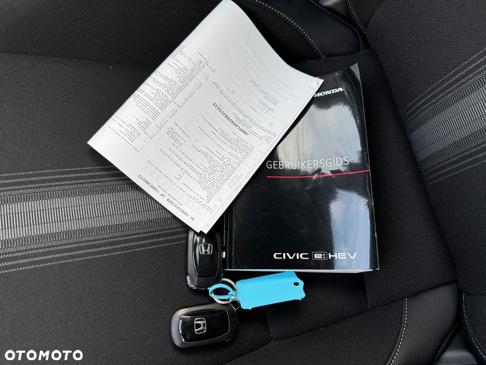 Honda Civic 2.0 i-MMD Sport CVT - 12