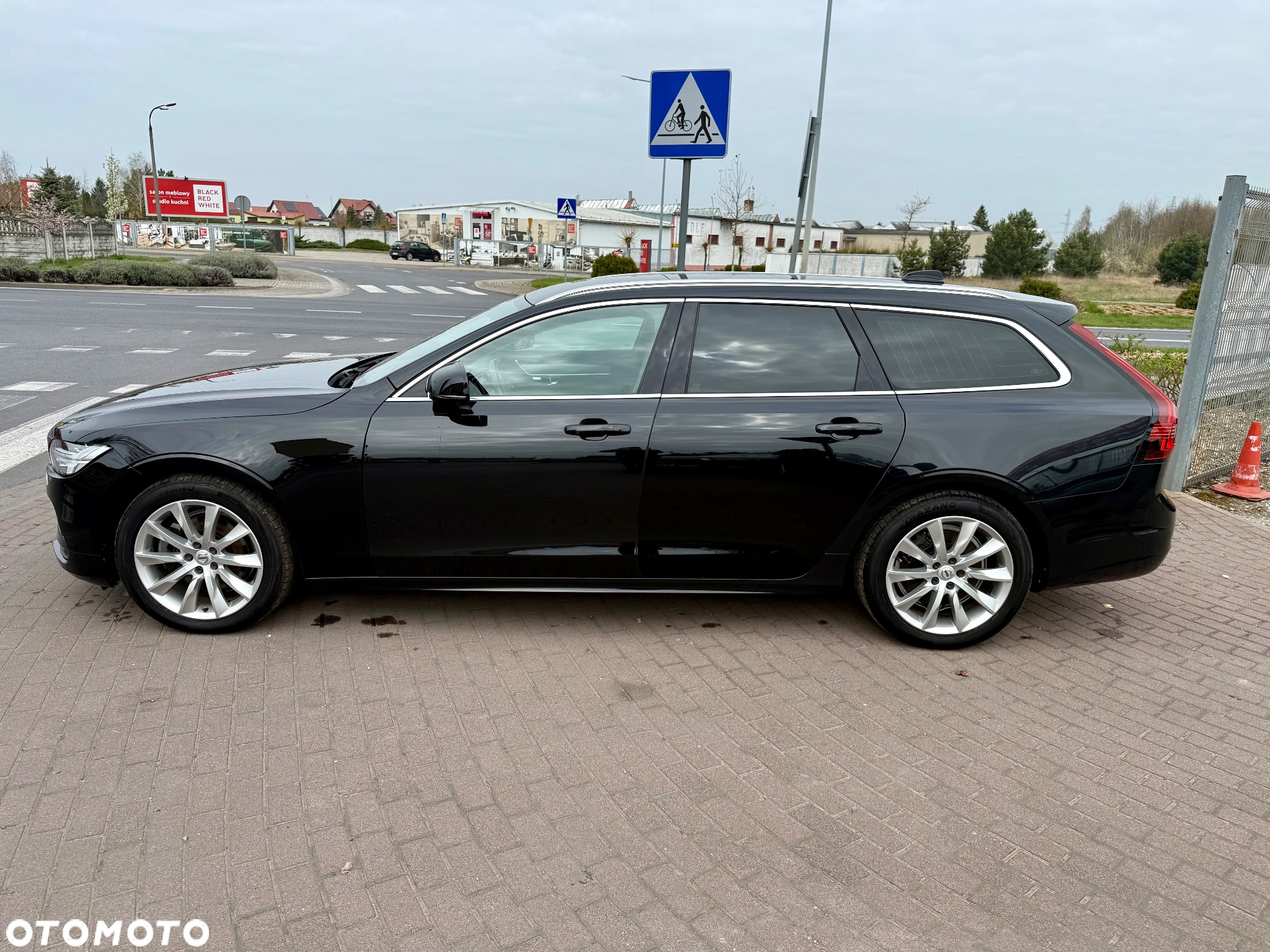 Volvo V90 B4 D Geartronic Momentum Pro - 21