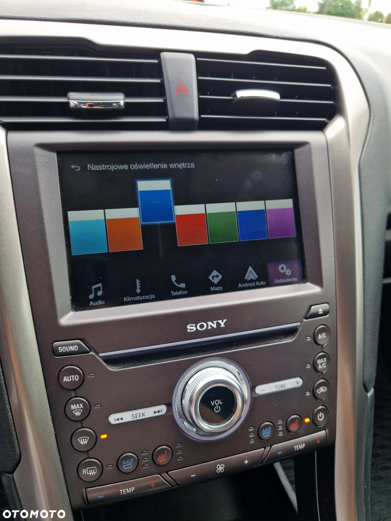 Ford Fusion 2.0 EcoBoost Titanium - 26