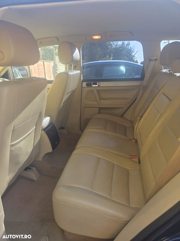 Volkswagen Touareg - 3