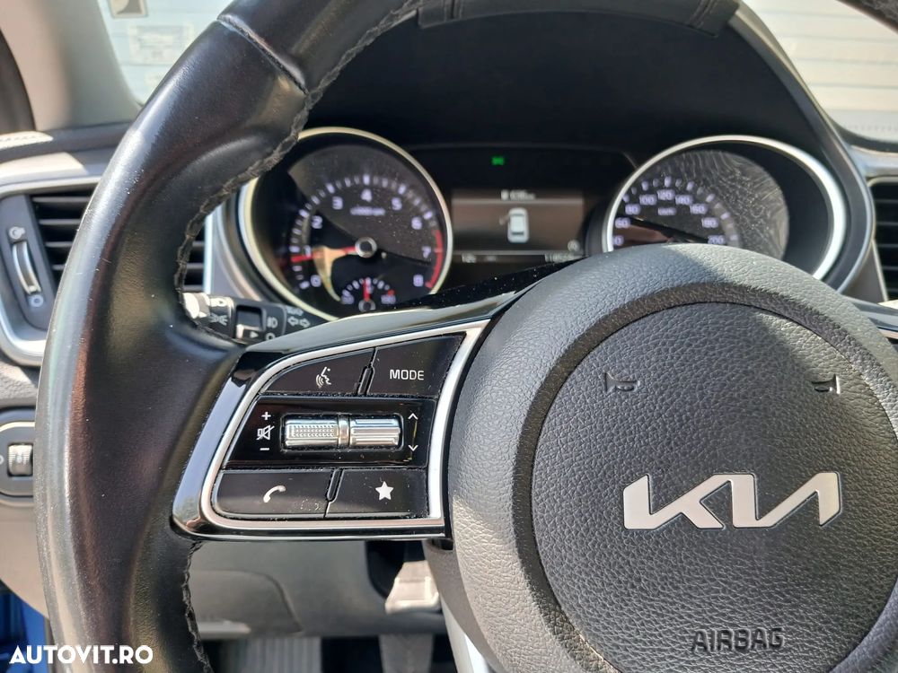 Kia Ceed 1.5 T-GDI Star - 17