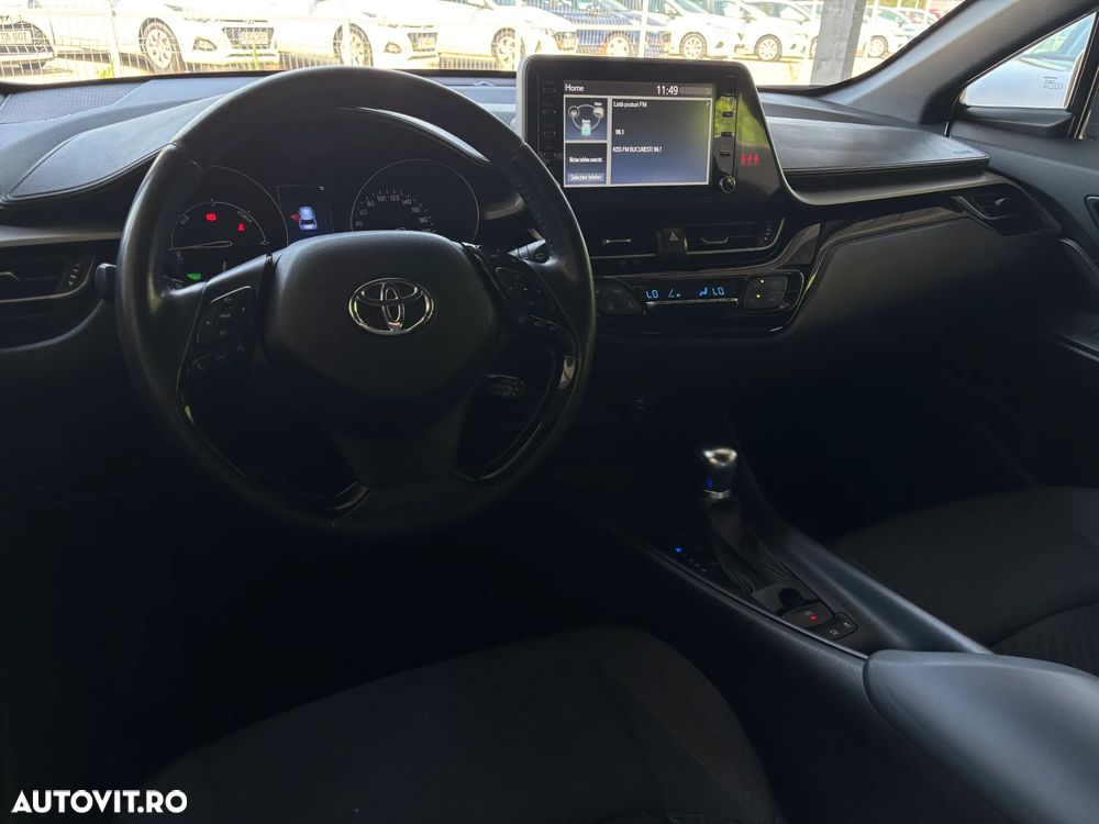 Toyota C-HR - 13