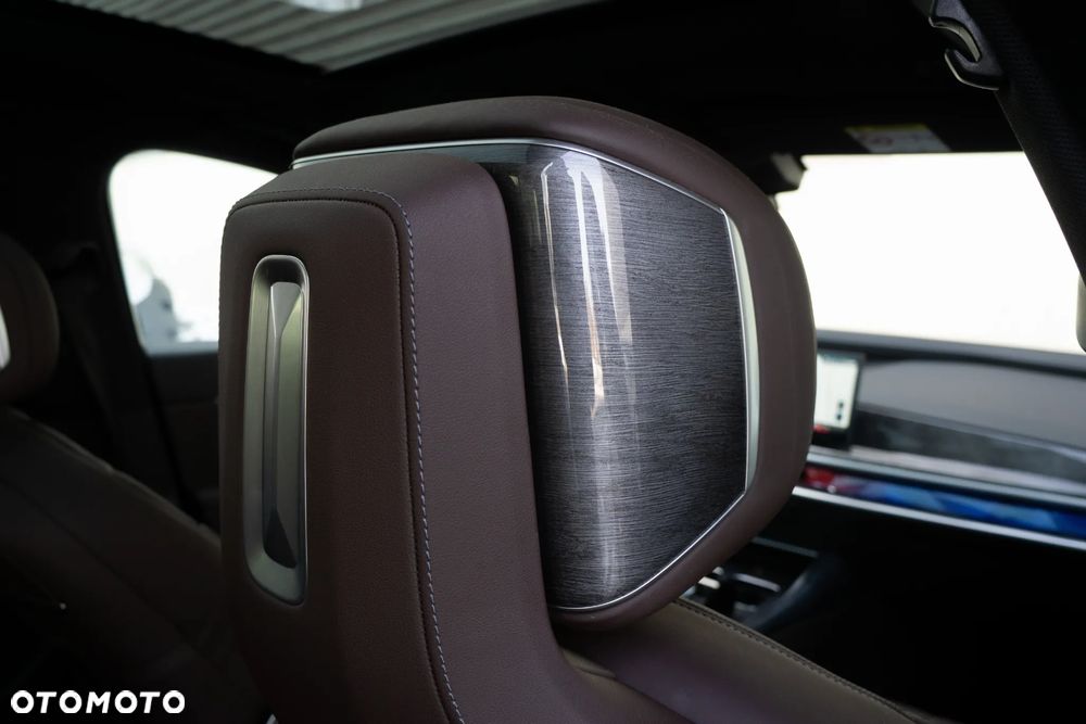 BMW i7 - 21