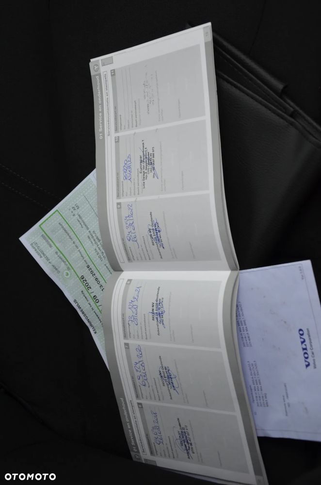 Volvo V40 T2 Kinetic - 25