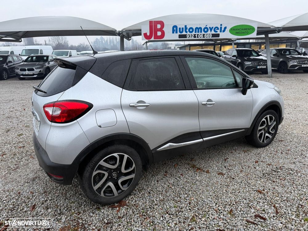 Renault Captur 0.9 TCE Exclusive - 4