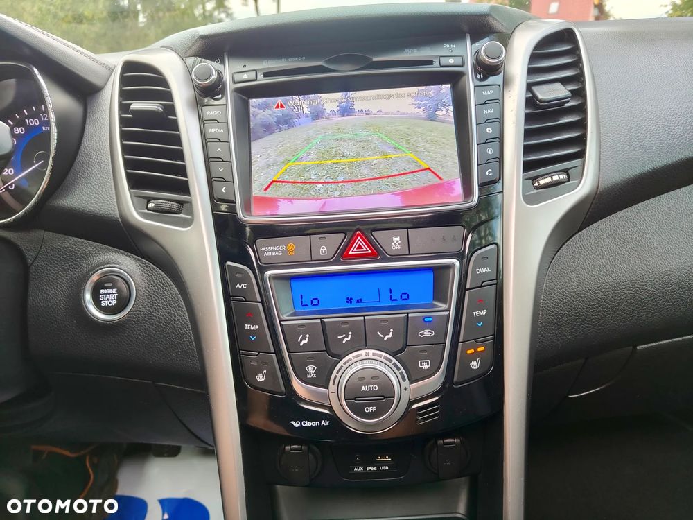 Hyundai i30 1.6 CRDi Premium - 34