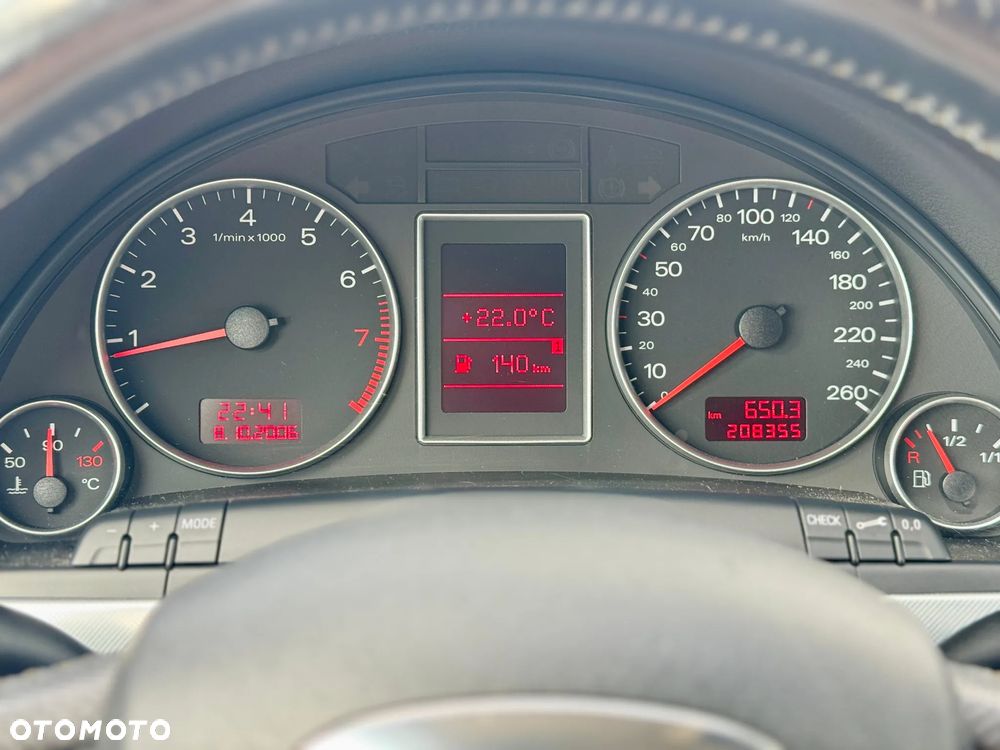 Audi A4 Avant 1.8T - 30