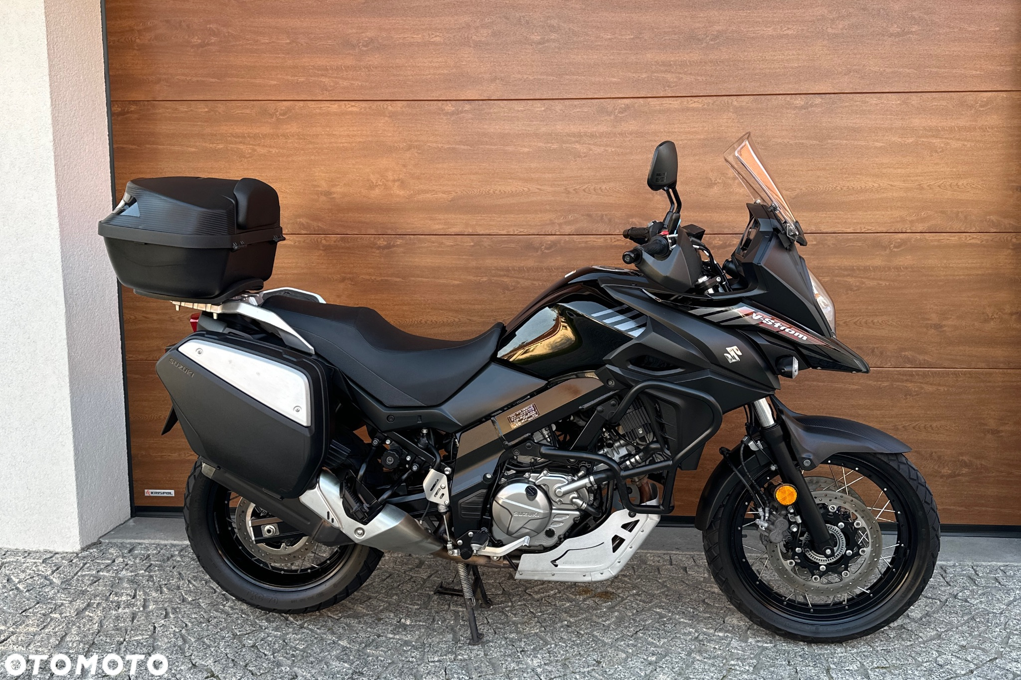 Suzuki DL - 3