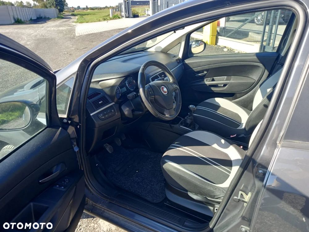 Fiat Punto 1.4 Easy S&S - 8