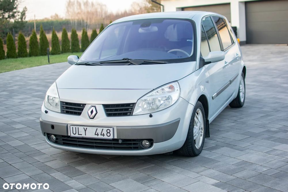 Renault Scenic - 28