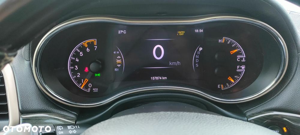 Jeep Grand Cherokee - 14