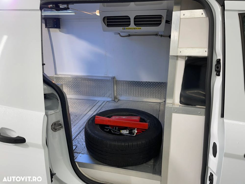 Ford Transit Connect - 10