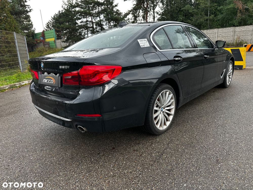 BMW Seria 5 520i GPF Luxury Line - 6
