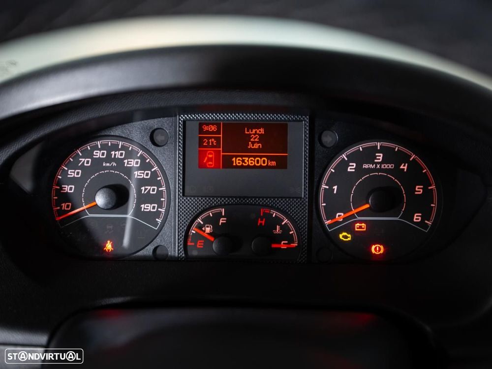 Peugeot Boxer L3H2 BLUEHDI 140 c/IVA - 17