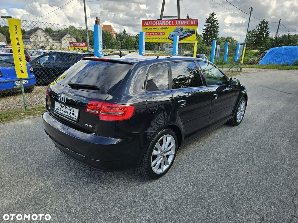 Audi A3 Sportback - 4