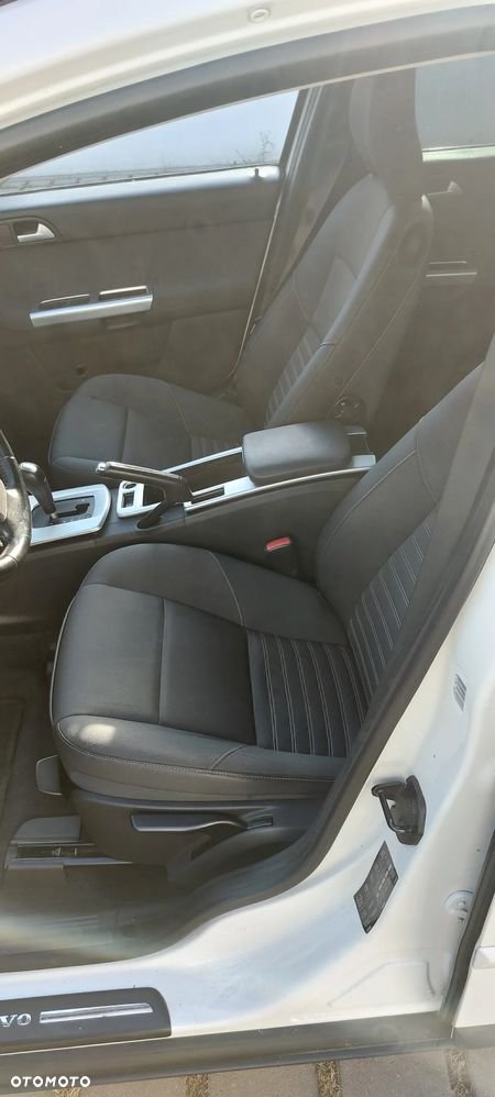 Volvo V50 - 13