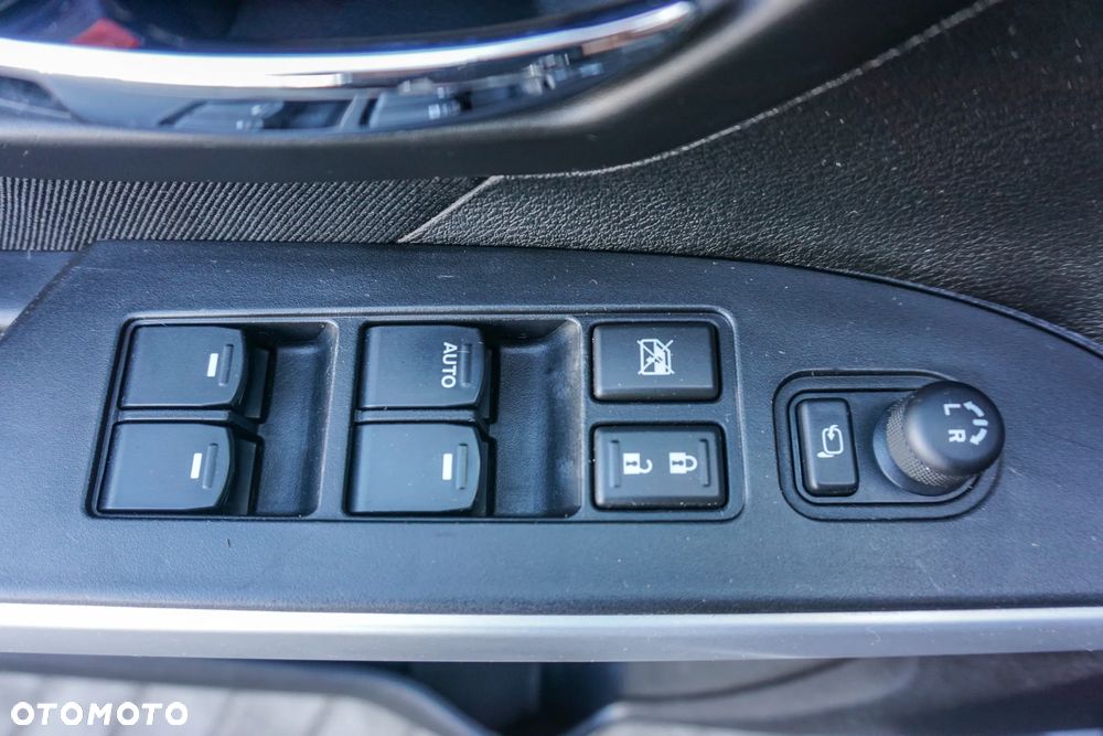 Suzuki SX4 1.6 Premium - 22