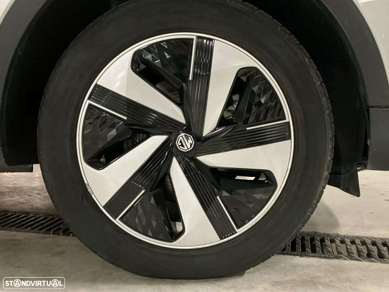 MG ZS - 18