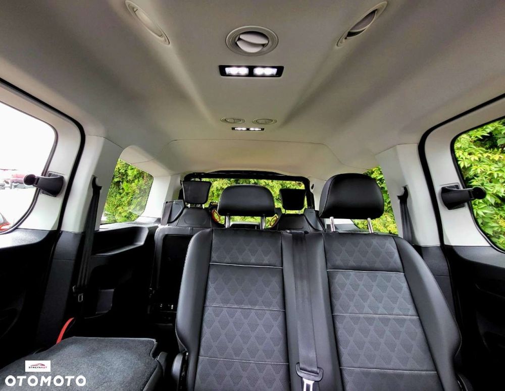Ford Tourneo Connect - 13