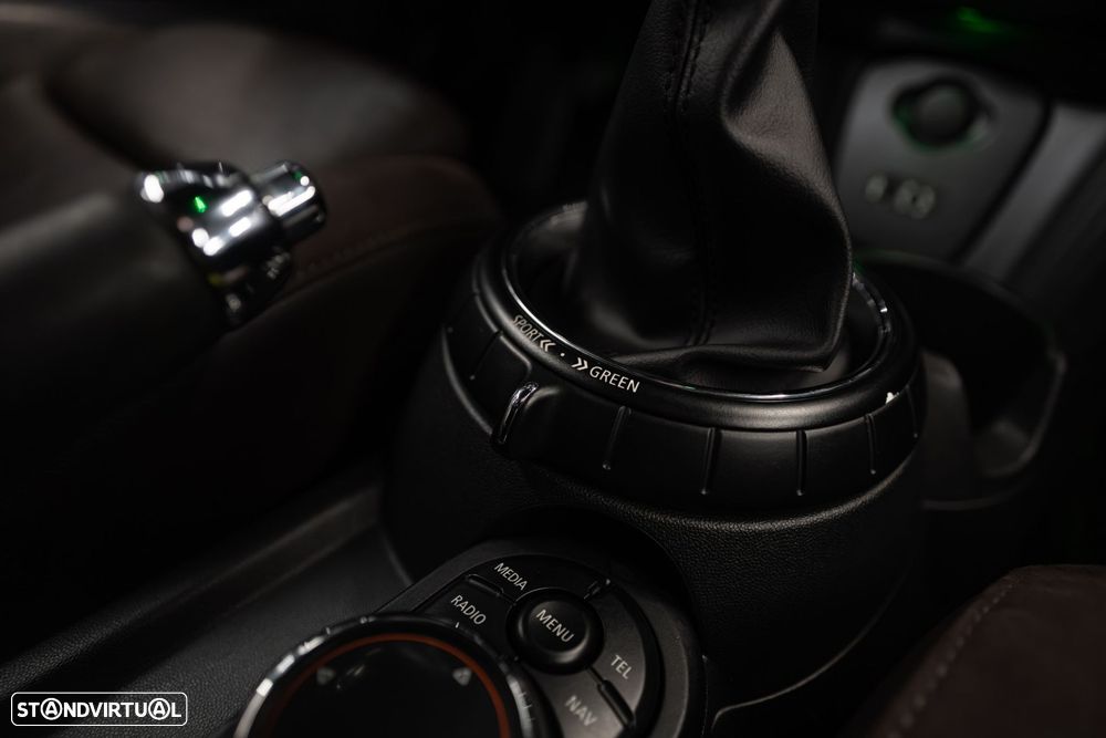 MINI 3 Portas Cooper D - 40