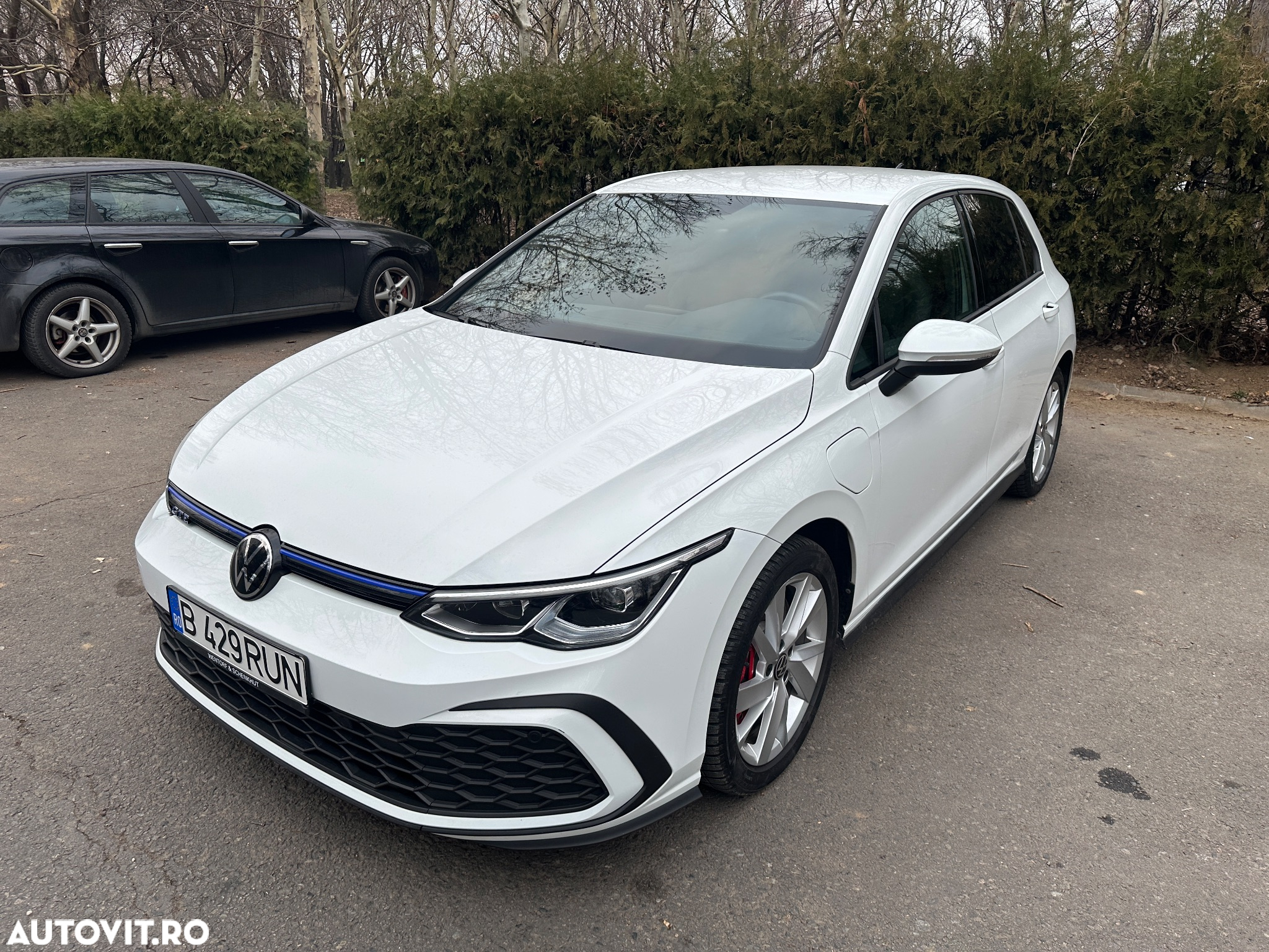 Volkswagen Golf - 5
