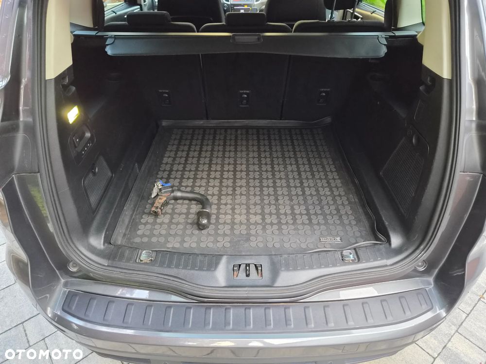 Ford S-Max 2.0 TDCi Titanium PowerShift - 11